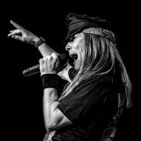 Guns and Roses 4